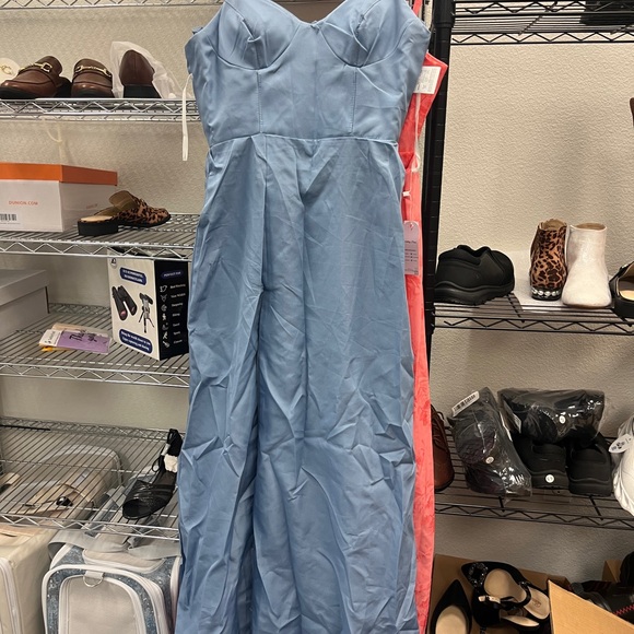 Elegant Blue Strapless Dress - Picture 1 of 1